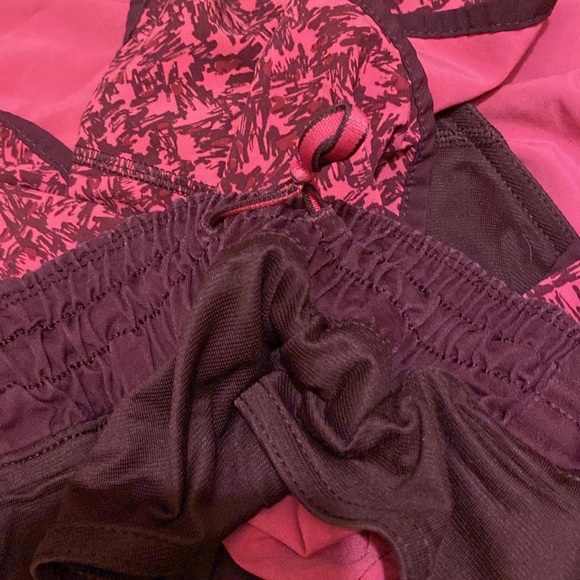 lululemon hotty hots - Picture 3 of 6